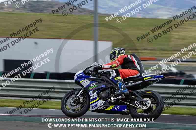 cadwell no limits trackday;cadwell park;cadwell park photographs;cadwell trackday photographs;enduro digital images;event digital images;eventdigitalimages;navarra;no limits trackdays;peter wileman photography;racing digital images;trackday digital images;trackday photos